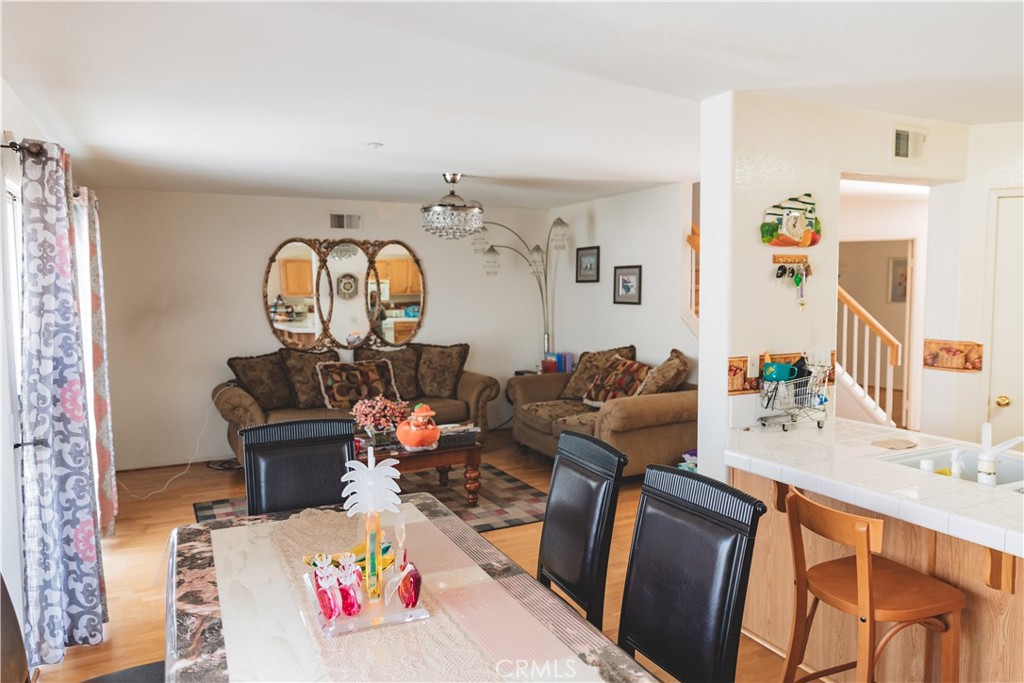 15822 Cascade Drive Property Photo 5