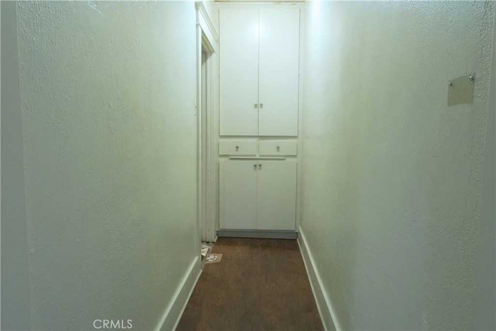 1201 W Temple Street Property Photo 6