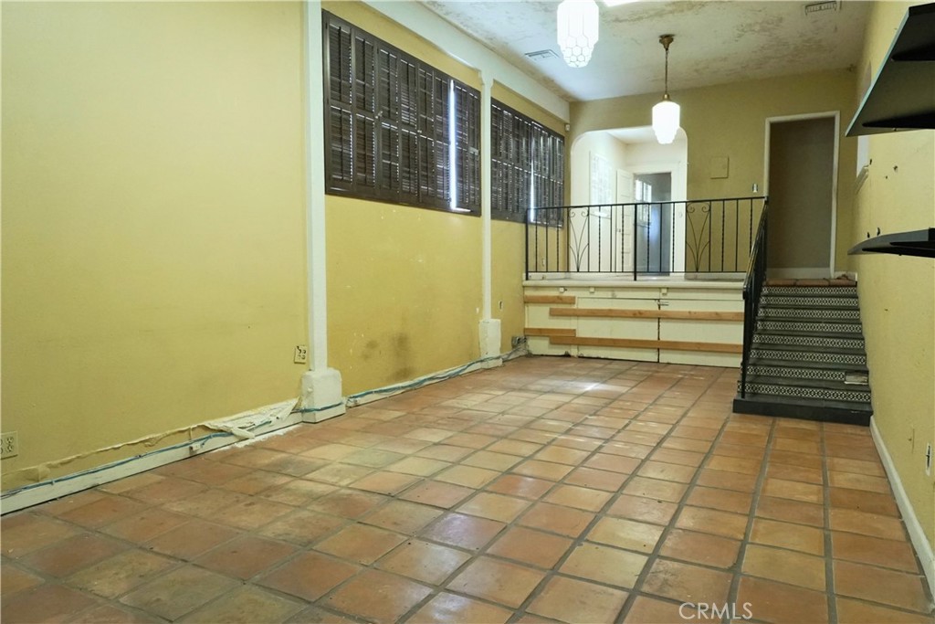 1201 W Temple Street Property Photo 24