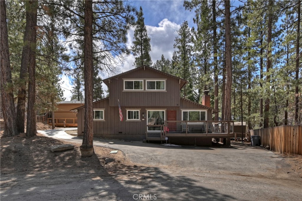426 Crystal Court Property Photo 5
