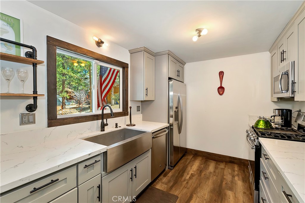 426 Crystal Court Property Photo 14