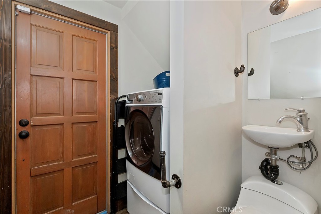 426 Crystal Court Property Photo 20