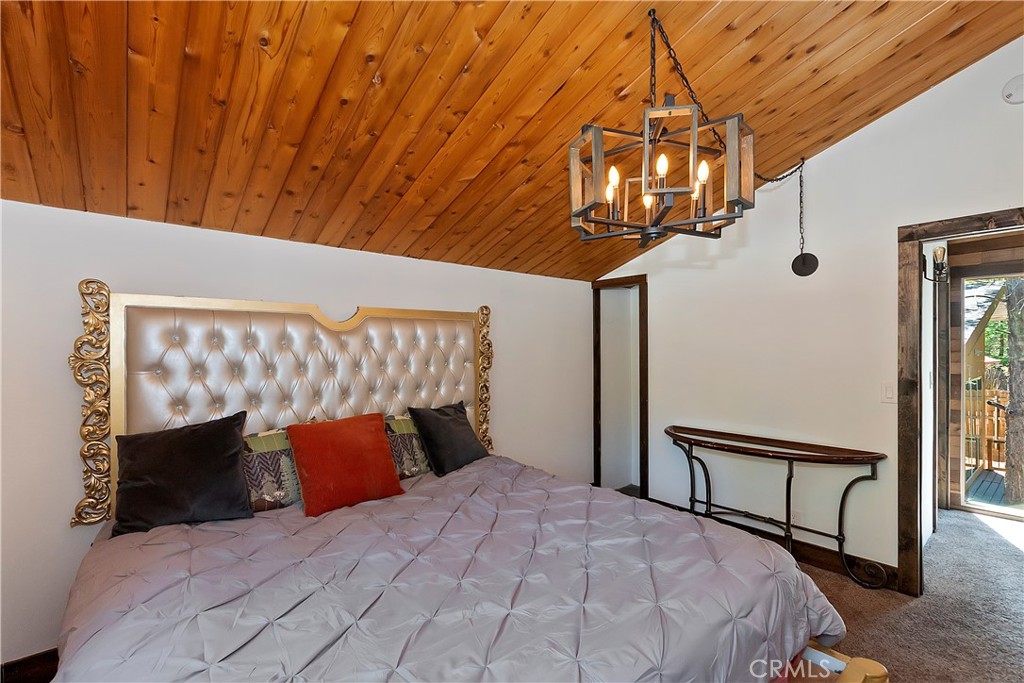 426 Crystal Court Property Photo 23