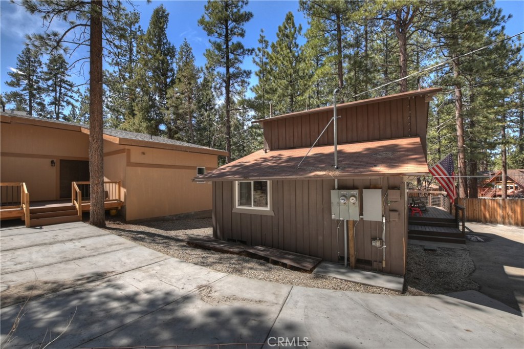 426 Crystal Court Property Photo 27