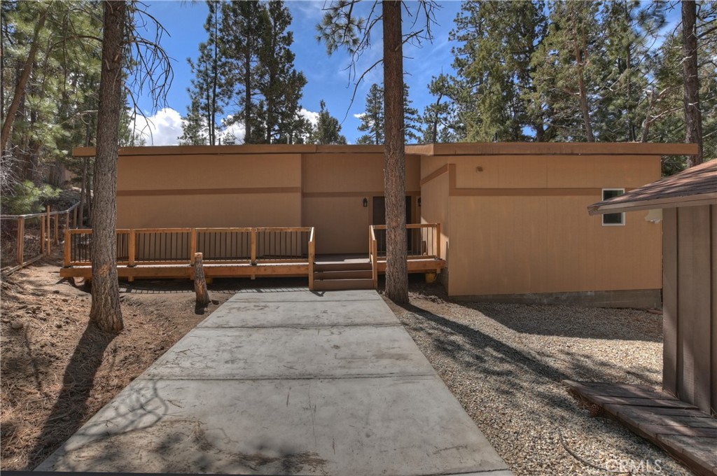 426 Crystal Court Property Photo 28