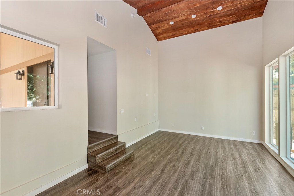 426 Crystal Court Property Photo 41
