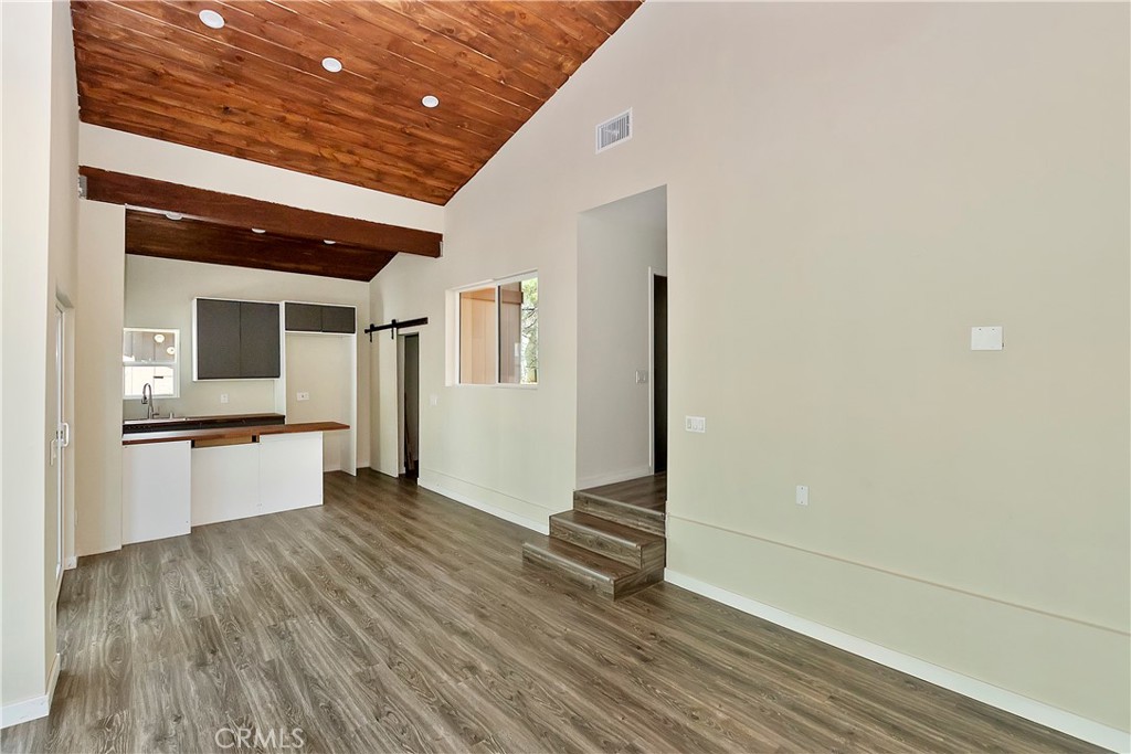 426 Crystal Court Property Photo 43