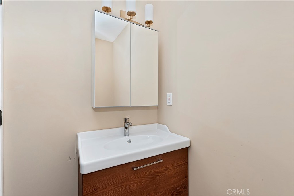 426 Crystal Court Property Photo 56