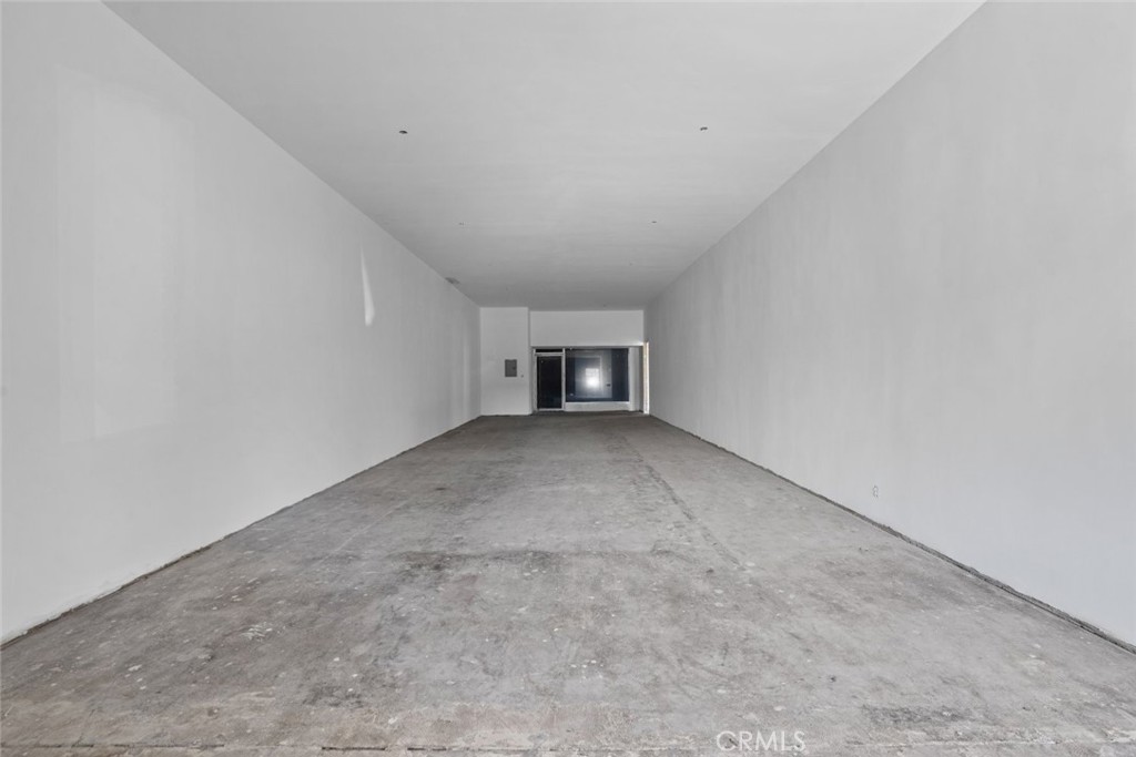 19747 Sherman Way Property Photo 17