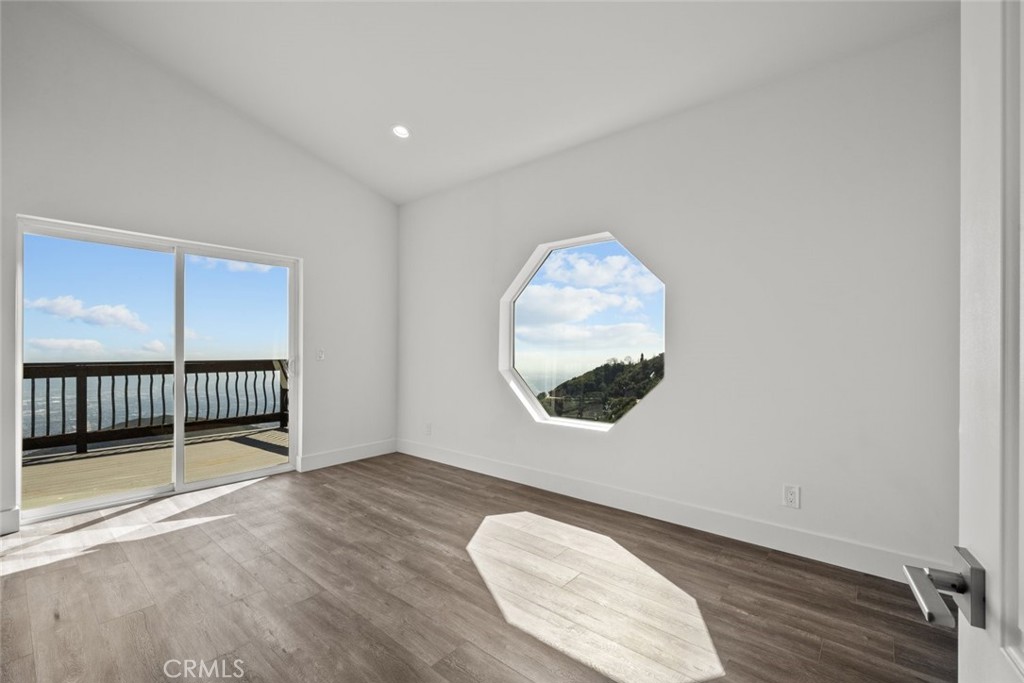 24967 Ocean View Drive Property Photo 9
