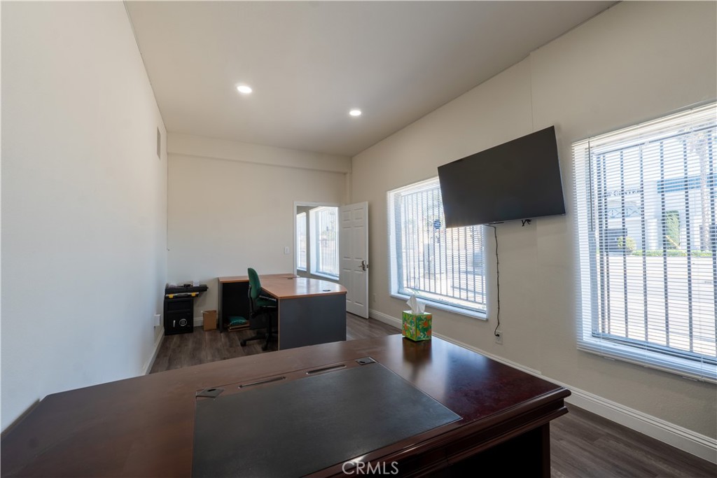 2163 Durfee Avenue Property Photo 12