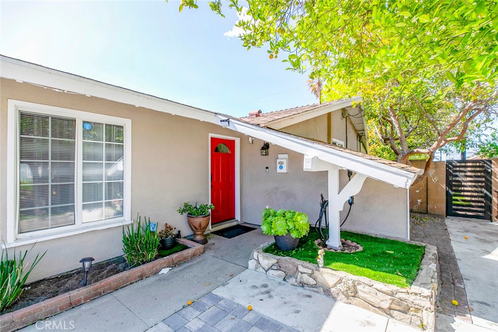 8673 Herrick Avenue Property Photo 3