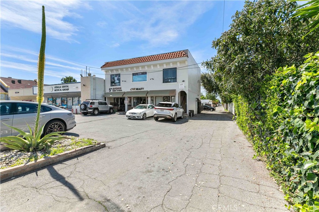 1108 5th Street Property Photo