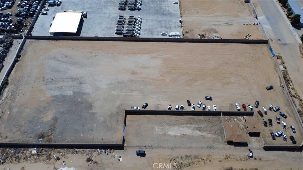 42349 5th Street E Property Photo 3