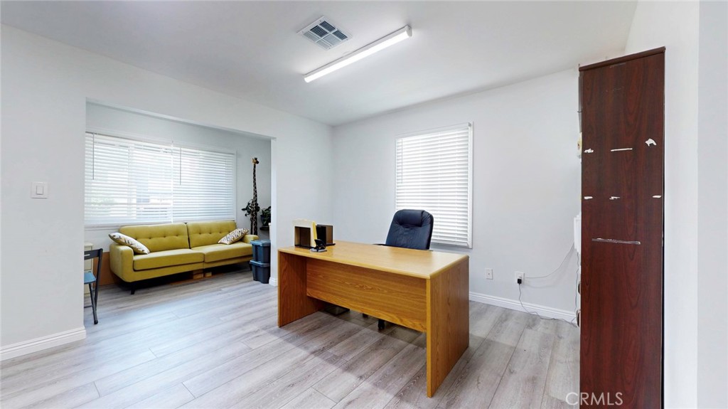 6851 Foothill Boulevard Property Photo 14