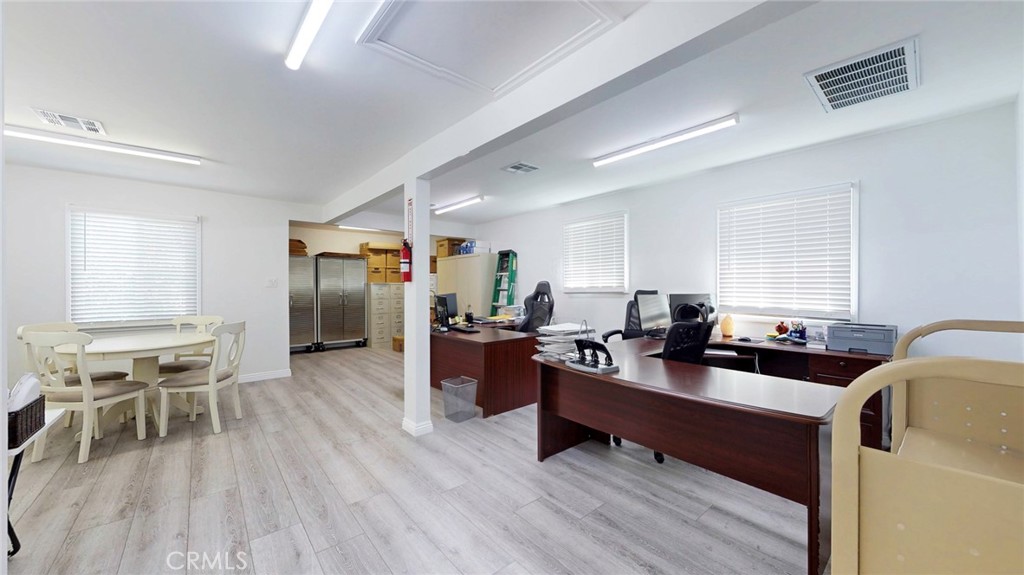 6851 Foothill Boulevard Property Photo 16