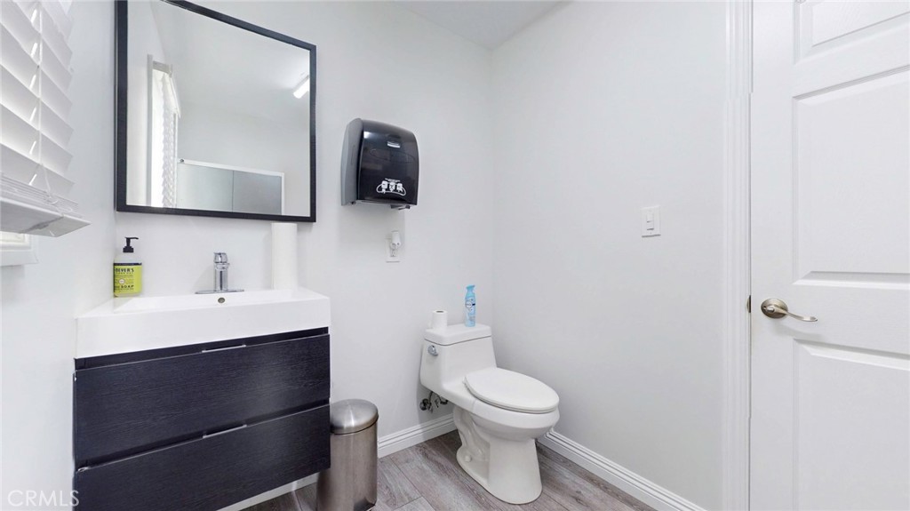 6851 Foothill Boulevard Property Photo 21