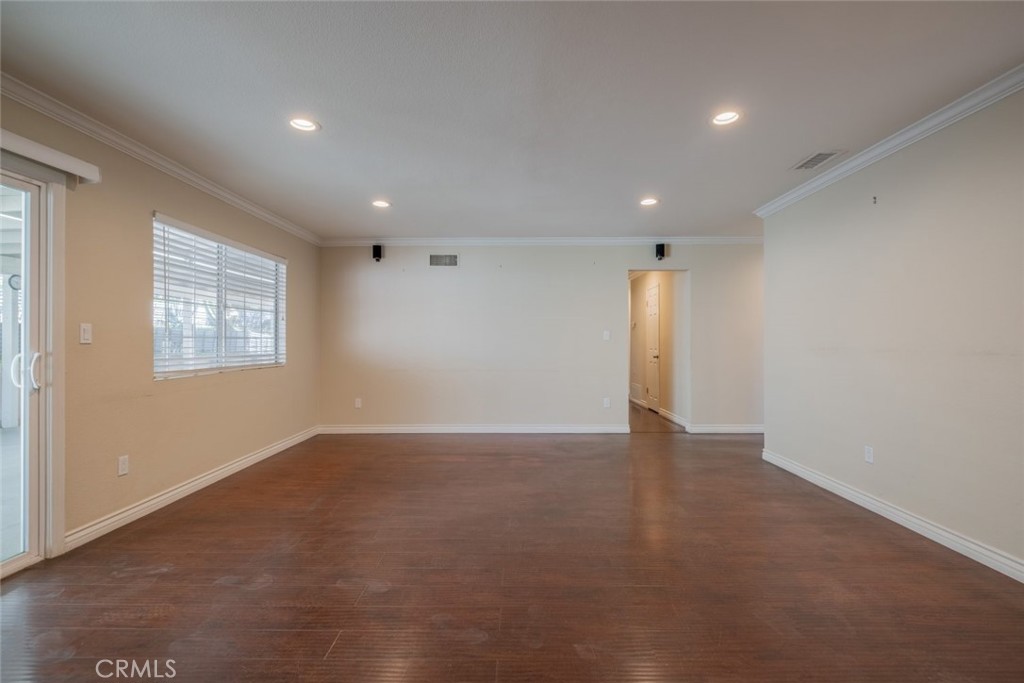 12587 Cathy Street Property Photo 6