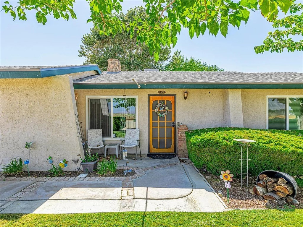 44315 88th Street E Property Photo 2