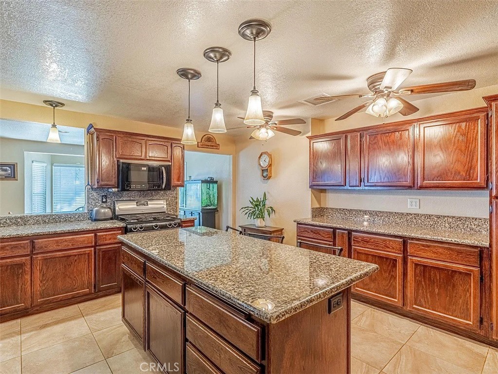 44315 88th Street E Property Photo 10