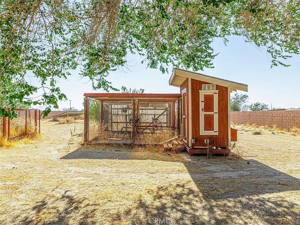 44315 88th Street E Property Photo 17