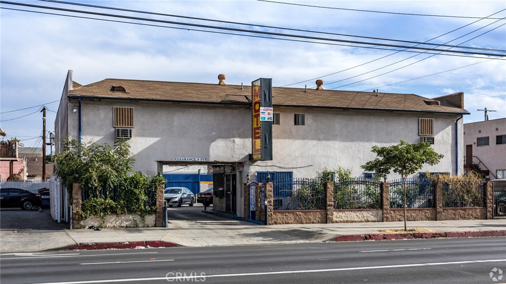 6310 S Figueroa Street Property Photo 1