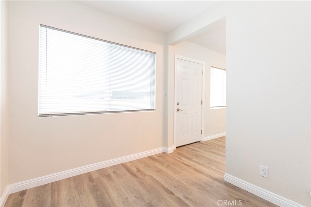 6250 Vineland 4 Property Photo 11