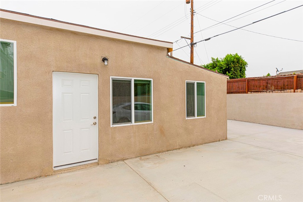 6250 Vineland 4 Property Photo 12