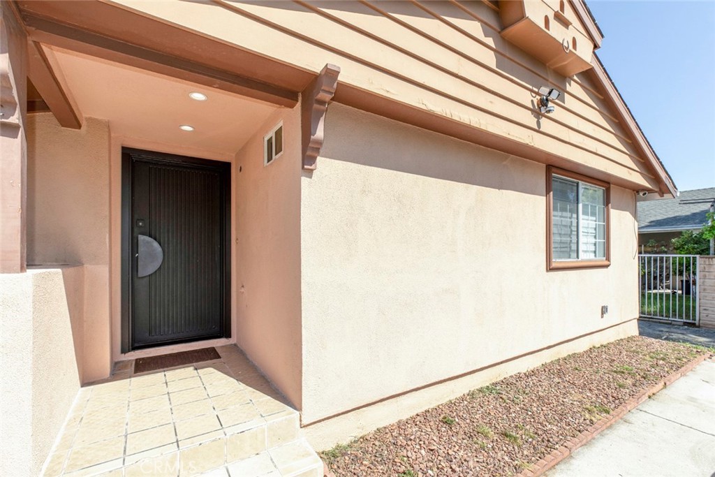 7106 Teesdale Avenue Property Photo 6