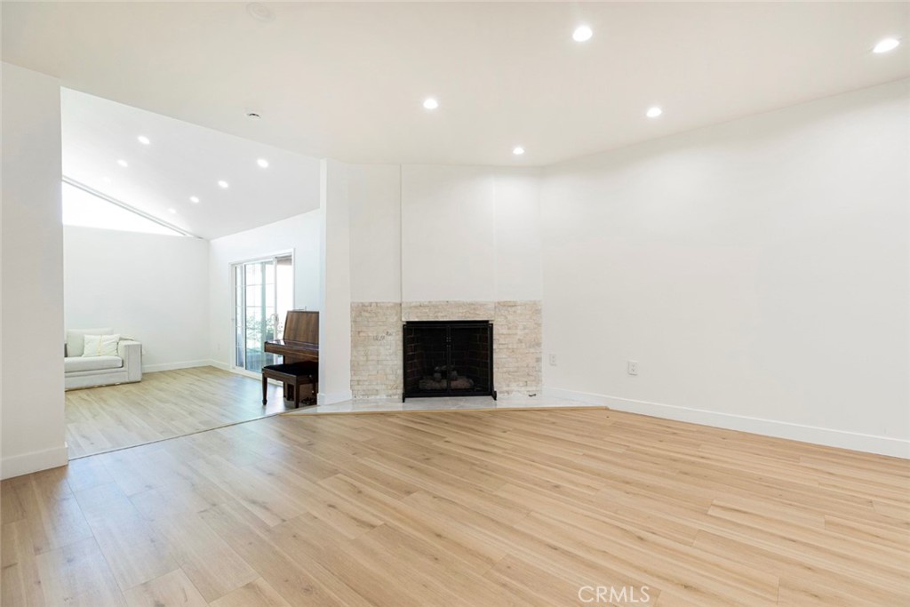 7106 Teesdale Avenue Property Photo 24