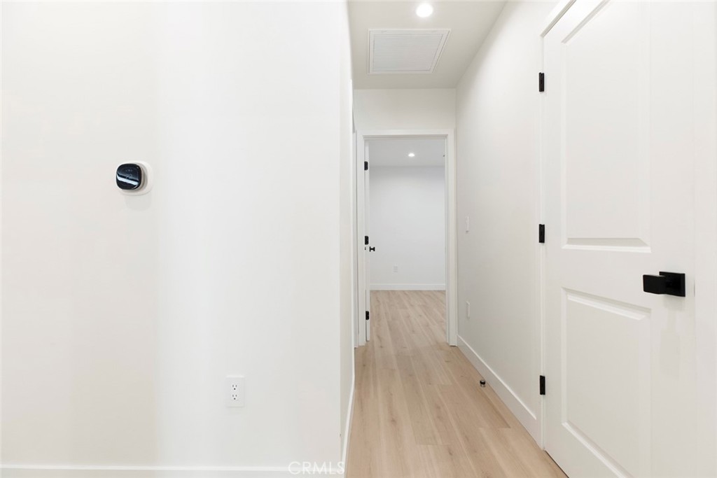 7106 Teesdale Avenue Property Photo 28