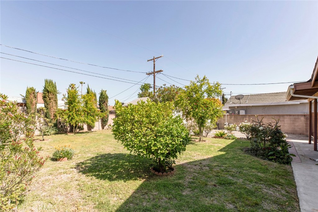 7106 Teesdale Avenue Property Photo 37