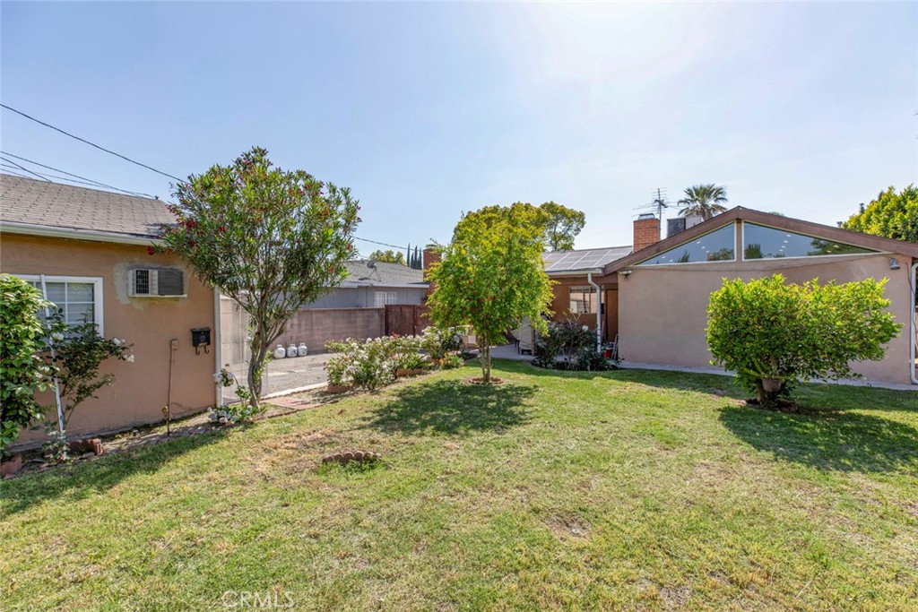 7106 Teesdale Avenue Property Photo 45