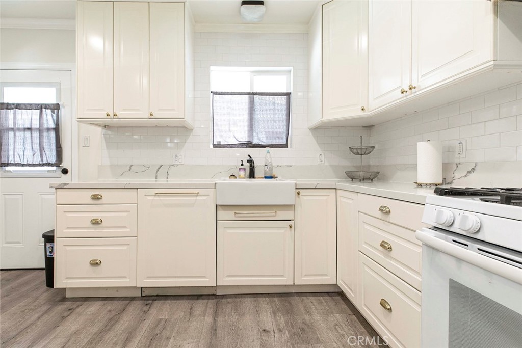 347 W Dryden Street Property Photo 5