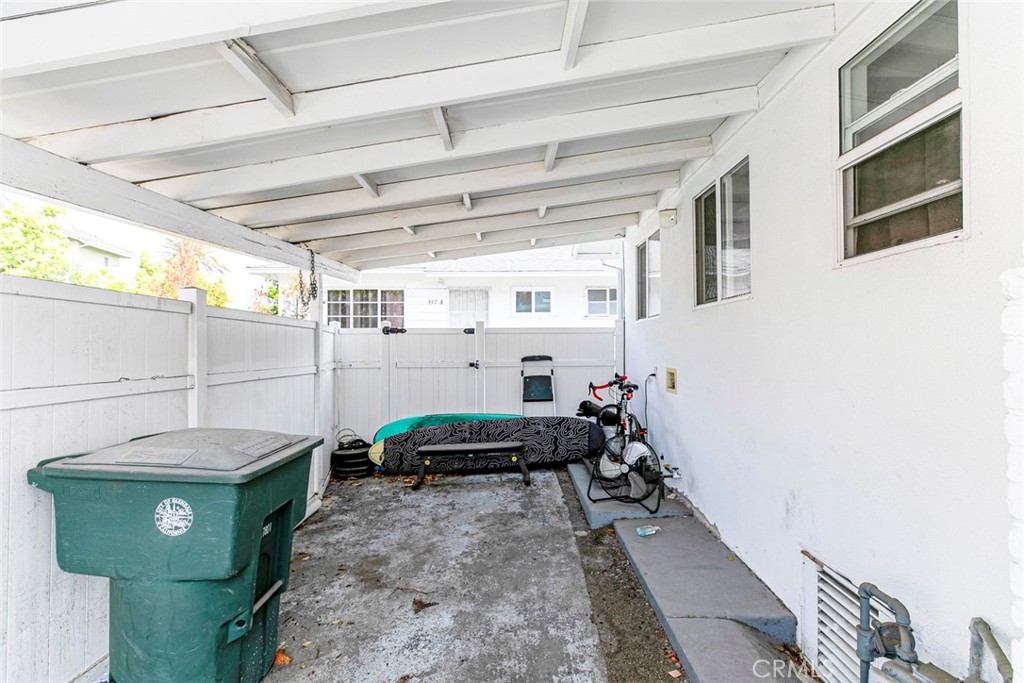 347 W Dryden Street Property Photo 11