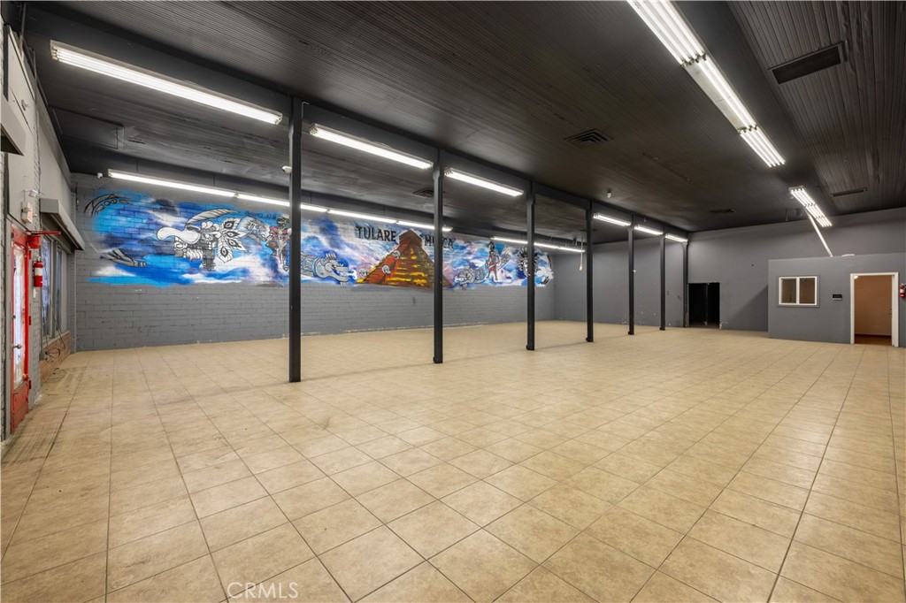 460 S K Street Property Photo 6