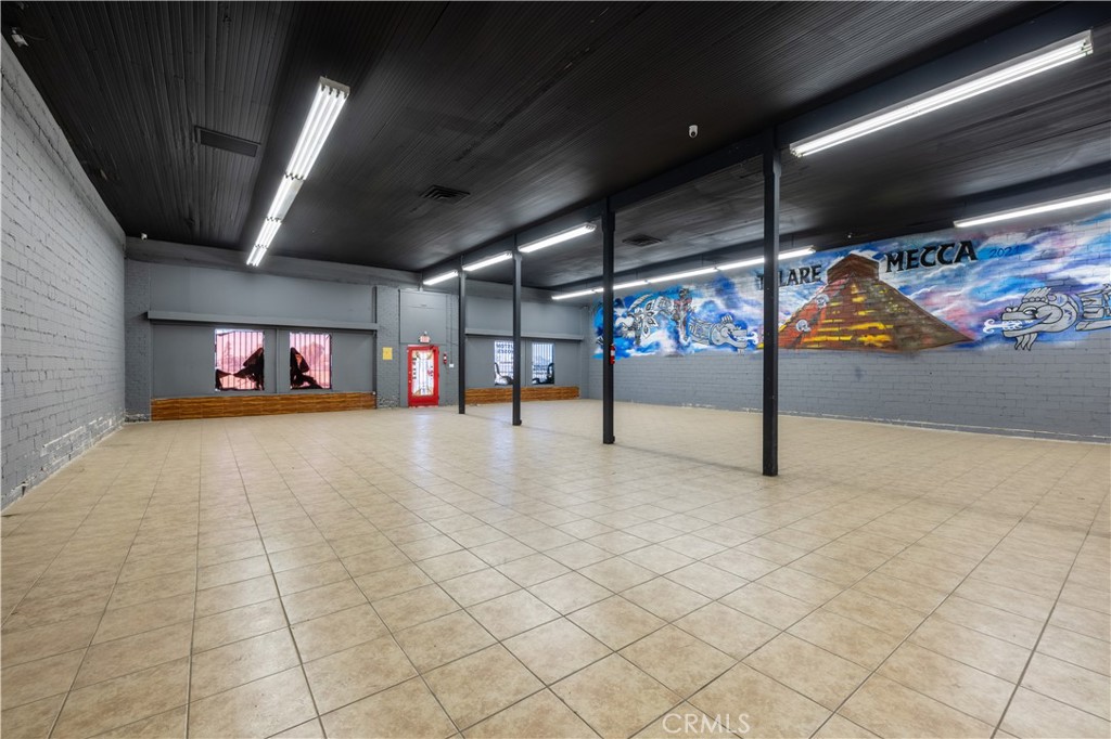 460 S K Street Property Photo 10