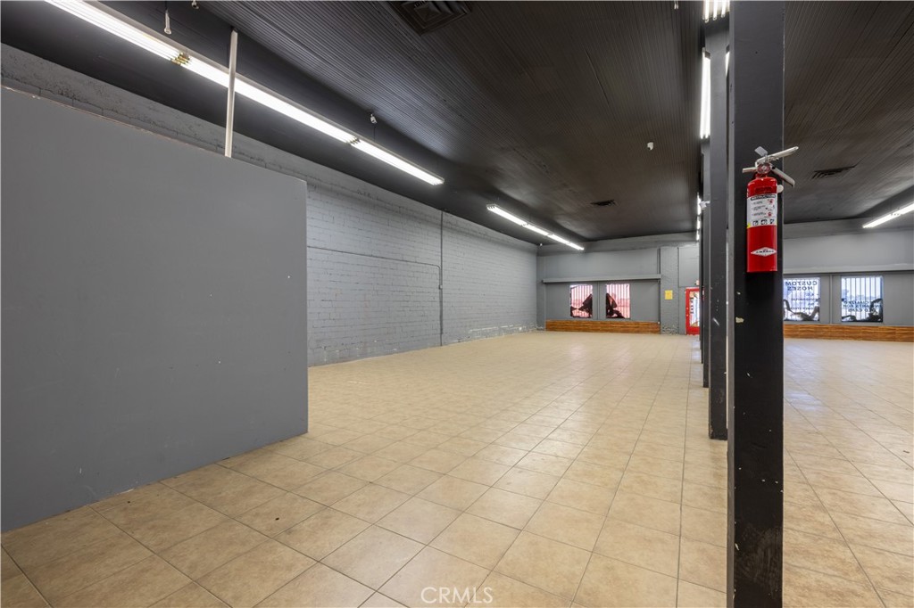 460 S K Street Property Photo 12