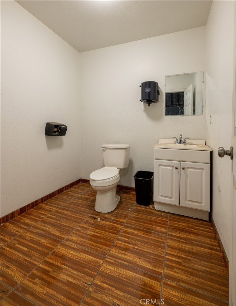 460 S K Street Property Photo 16