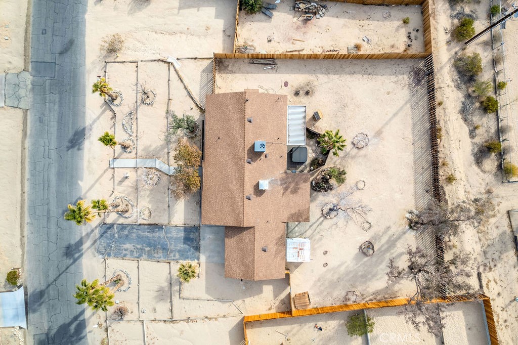 73843 White Sands Drive Property Photo 8
