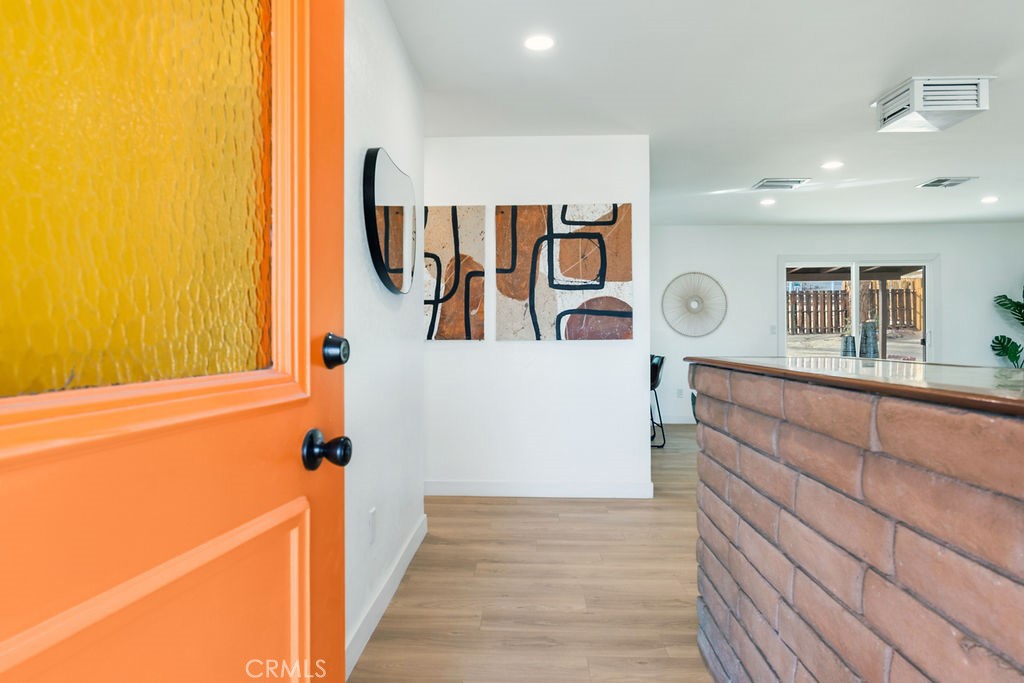 73843 White Sands Drive Property Photo 9