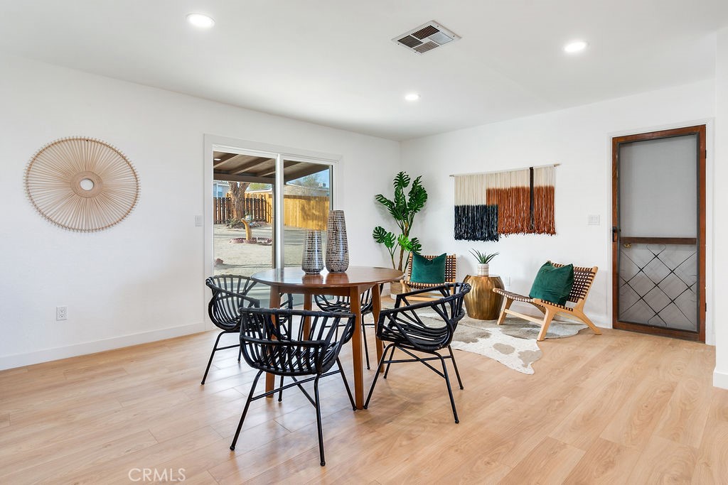 73843 White Sands Drive Property Photo 13