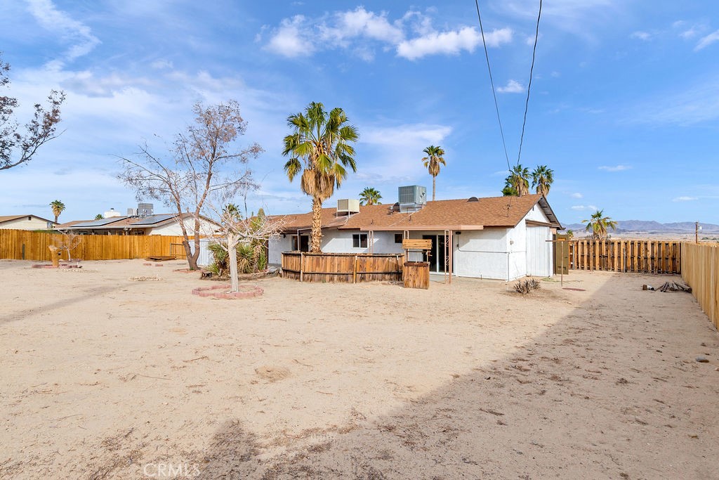 73843 White Sands Drive Property Photo 29