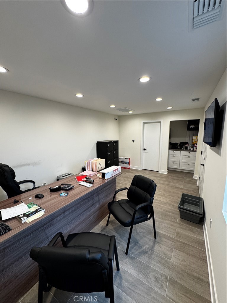 3238 Foothill Boulevard Property Photo 24
