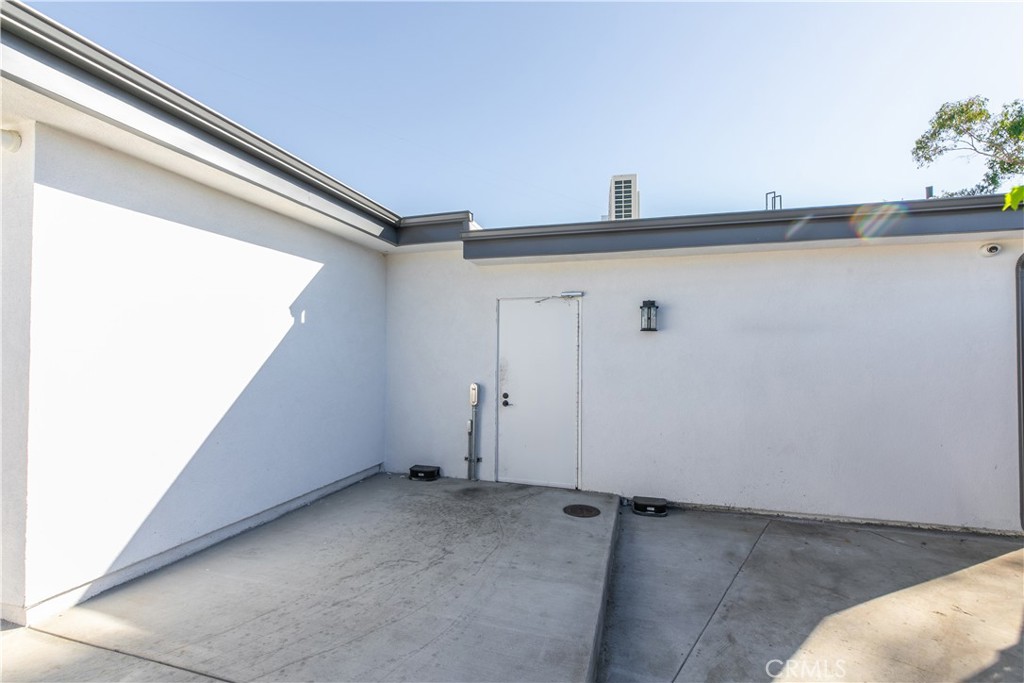 3238 Foothill Boulevard Property Photo 32