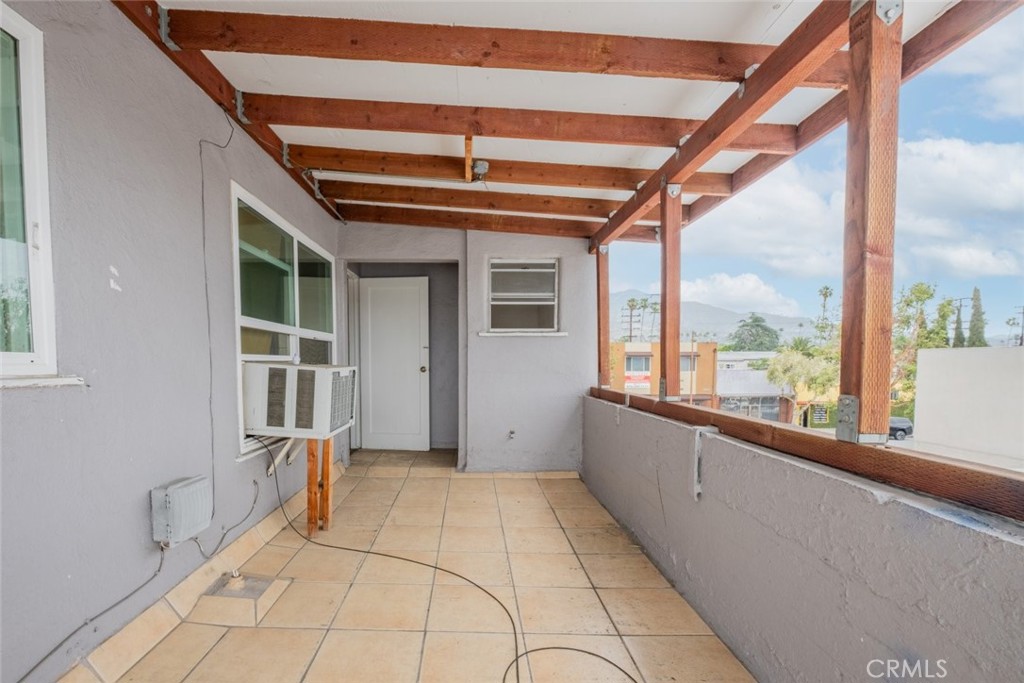6623 San Fernando Road A Property Photo 4