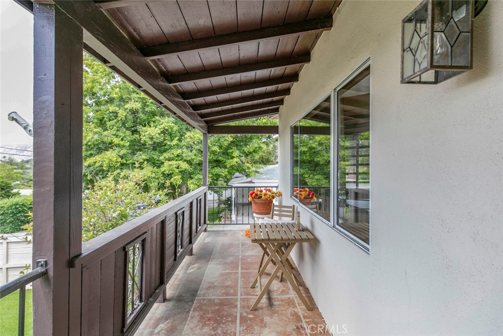 10630 Samoa Avenue Property Photo 11