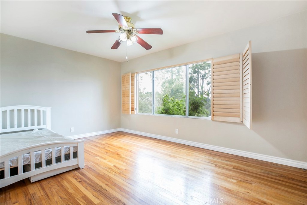 10630 Samoa Avenue Property Photo 22