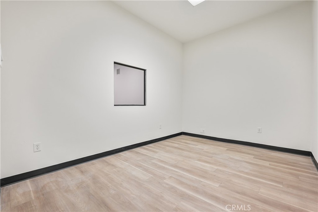 2777 W Broadway Property Photo 5