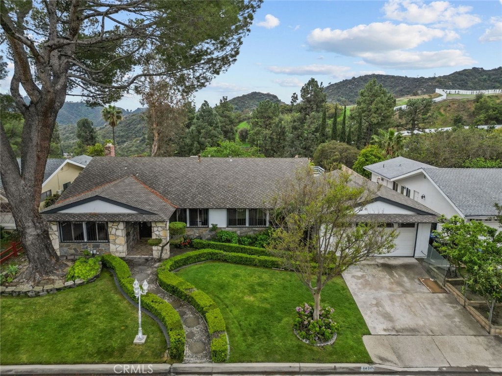 1425 Belleau Road Property Photo 1